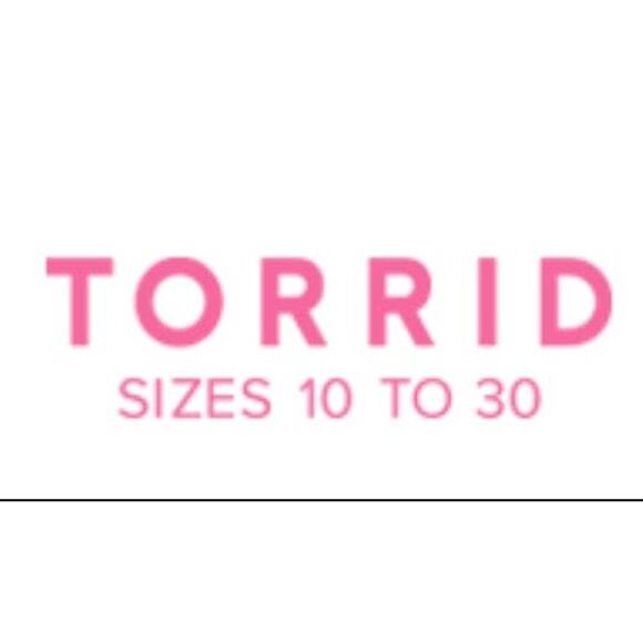 TORRID .. Save up to 70% off .. Send me your Bundles - Picture 1 of 5